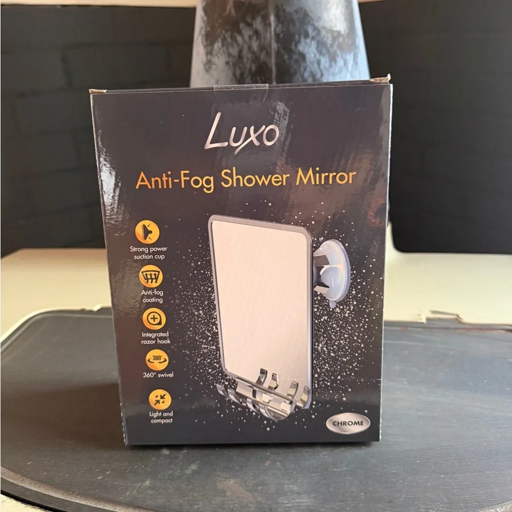 Luxo Anti-Fog Shower Mirror in Chrome